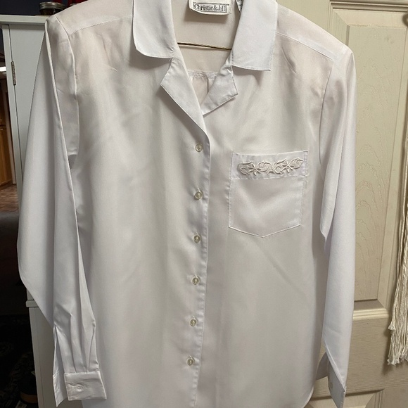 Vintage Christie & Jill White Embroidered Pocket Button Up Long Sleeve Blouse 10 - Picture 1 of 5